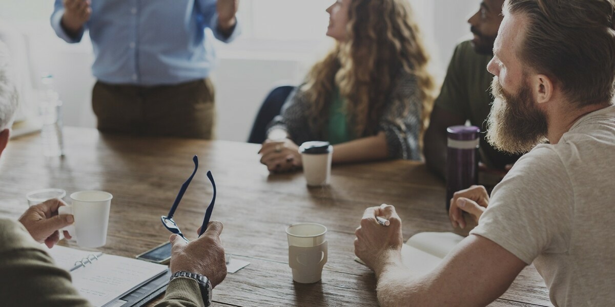 In der Diskussionsrunde kannst du durch Leistung glänzen