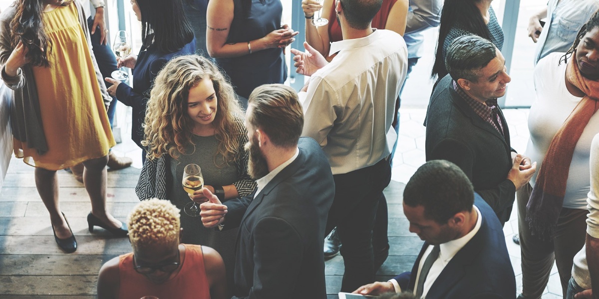 Wichtige Soft Skills sind Kommunikationskompetenz und Teamfähigkeit